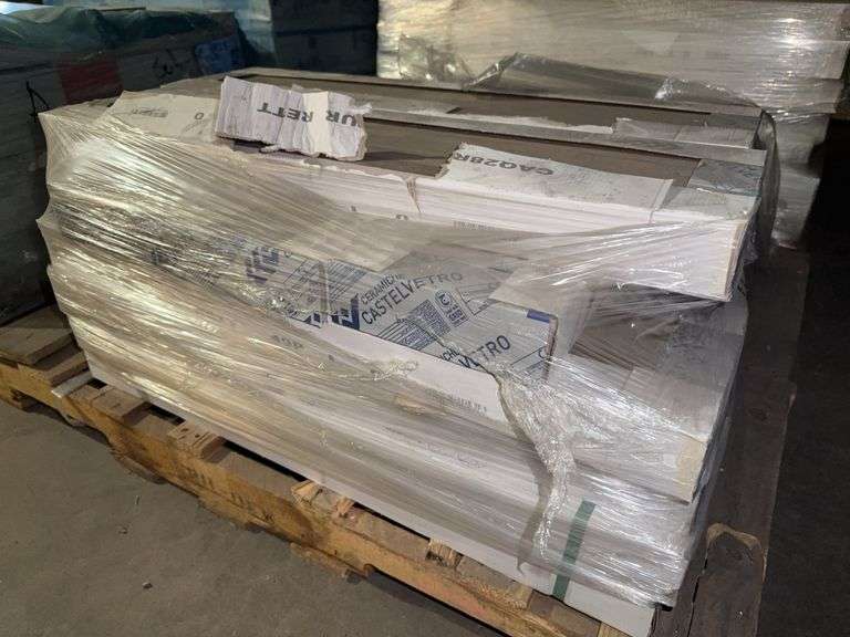 Pallet of  Ceramic Floor Tile (Hardwood Finish Look)