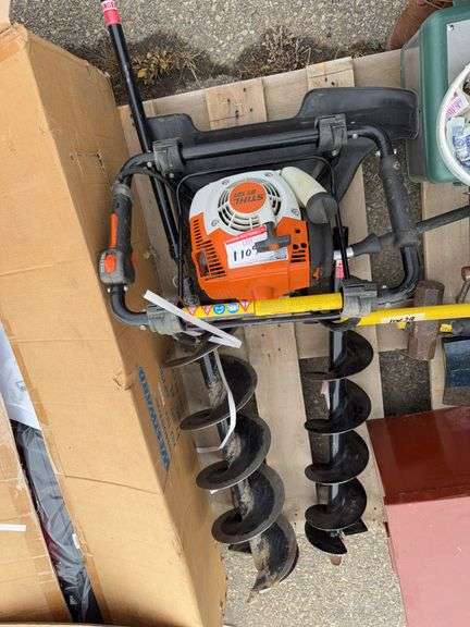 Sthil BT 121 Post Hole Auger w/ 6" or 8. " Bit