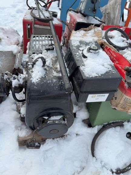 Sears 2100-Watt Portable Generator – 120V, 17.5A