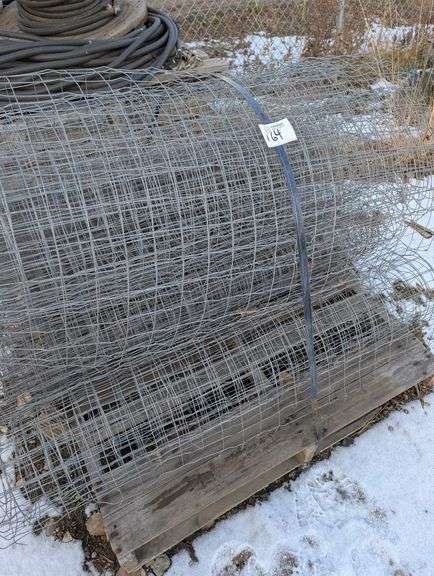 Assortment of Wire Mesh Fencing – Approx. 4 ft Height