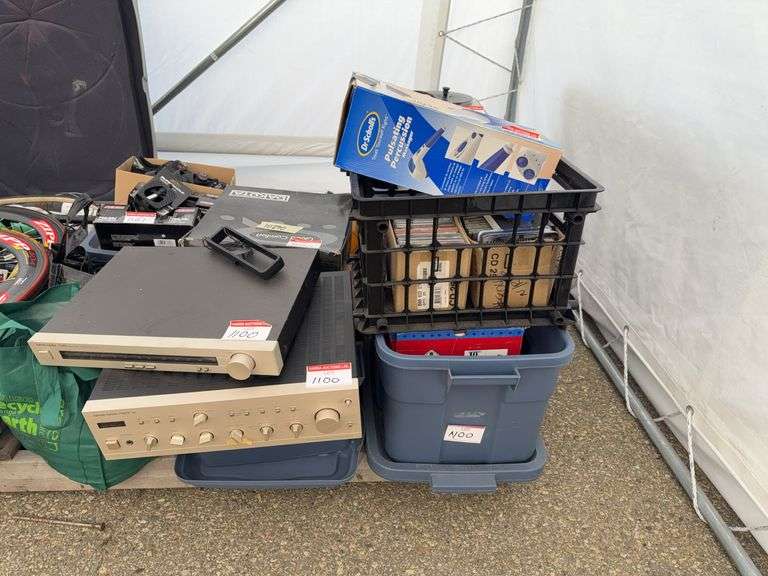 Assortment of Miscellaneous Household Items