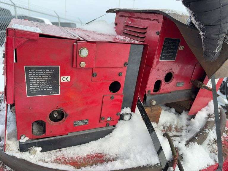 Lincoln Electric CV-400 Industrial Welder – 500A DC Output