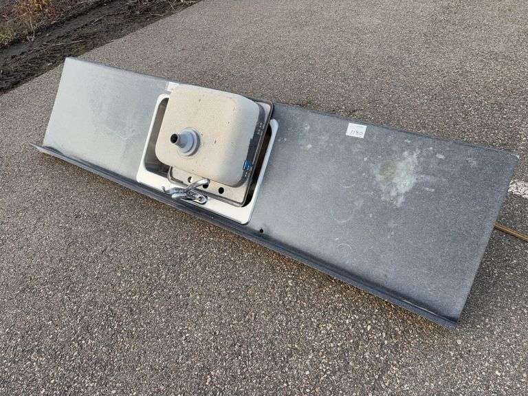 Electric Stove & Countertop with Sinks