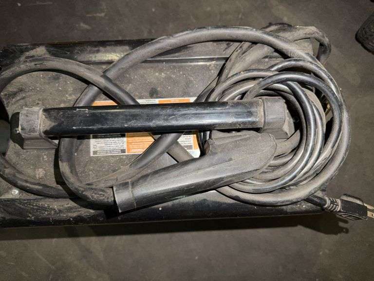 Power Fist MIG-136 Welder