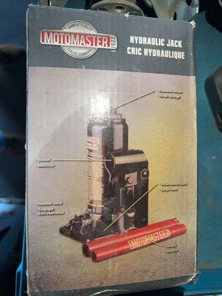 Bottle Jack and Levelling Jacks