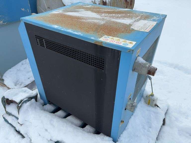 CompAir CDR43/AC Refrigerated Air Dryer – 137 SCFM, 230V, ADS 93 Controller