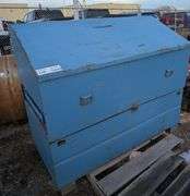 Heavy-Duty Steel Jobsite Storage Box – Lockable Tool Chest