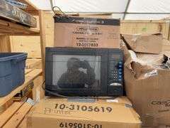 Lot of Household Miscellaneous, Sailor's Trunk, etc.