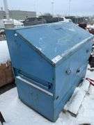 Heavy-Duty Steel Jobsite Storage Box – Lockable Tool Chest