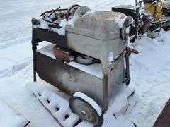 Ridgid 535 Pipe Threading Machine on Stand