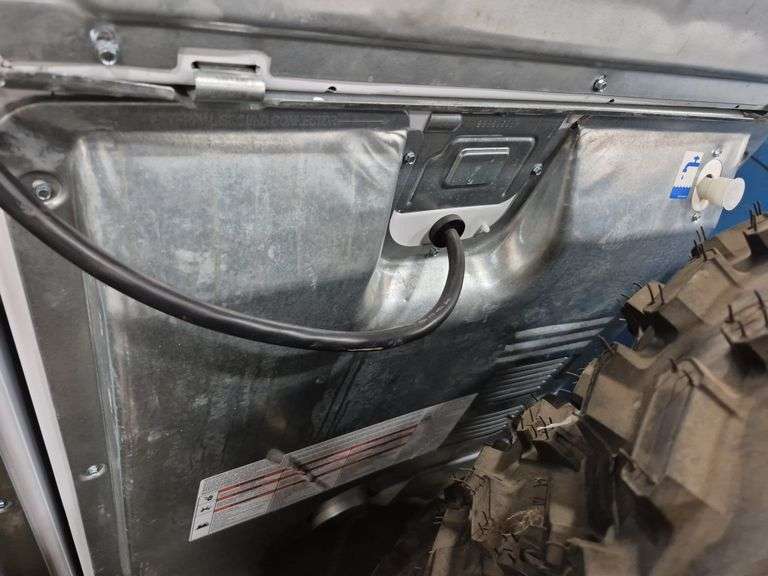 Whirlpool Dryer (Clips are Loose)