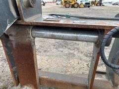 NM Attachments 96 in Q/C Pipe Wheel Loader Grapple (Fits John Deere 744K)