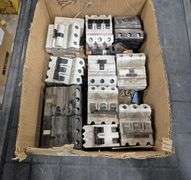 11 Used Circuit Breakers & Dual Phone Jack Box