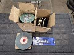 Partial Box of 10 Grinding Discs, 4 Surface Prep Disc Back-up Pad, Star Bits