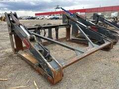 NM Attachments 96 in Q/C Pipe Wheel Loader Grapple (Fits John Deere 744K)