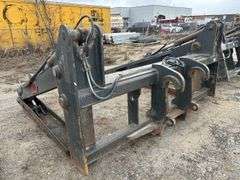 NM Attachments 96 in Q/C Pipe Wheel Loader Grapple (Fits John Deere 744K)