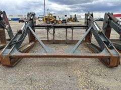 NM Attachments 96 in Q/C Pipe Wheel Loader Grapple (Fits John Deere 744K)