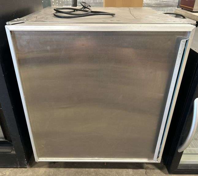 Silver King Stainless Undercounter Cooler