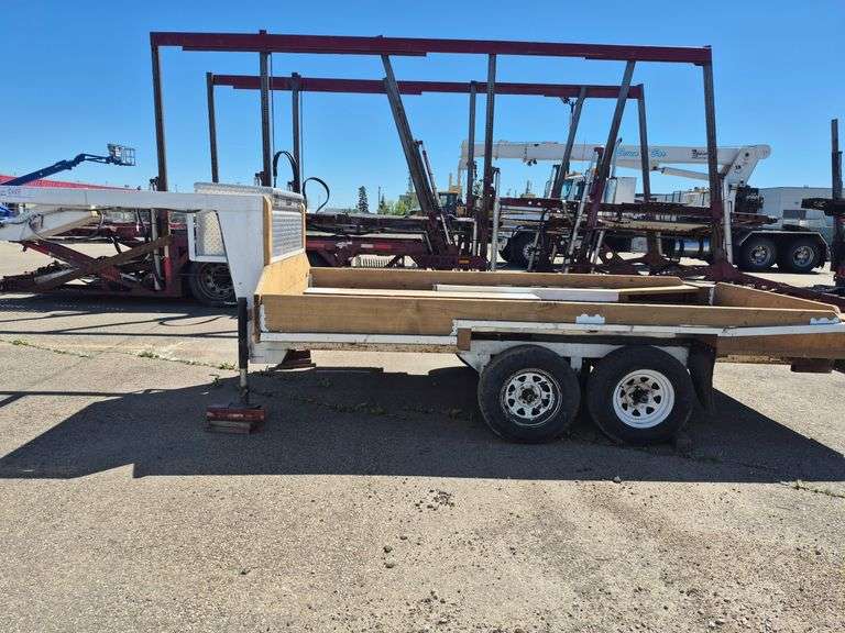 1998 Slumber Queen 5th Wheel Utility Flat Bed Trailer