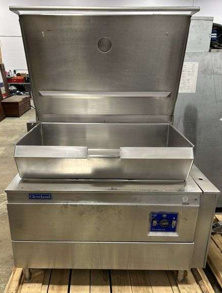 40gal Cleveland Tilting Skillet