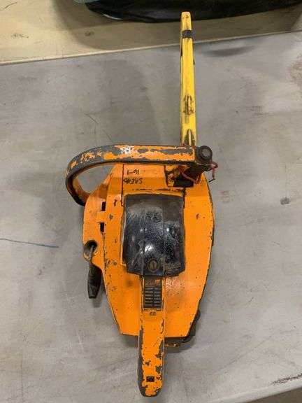 Frontier Automatic Chainsaw