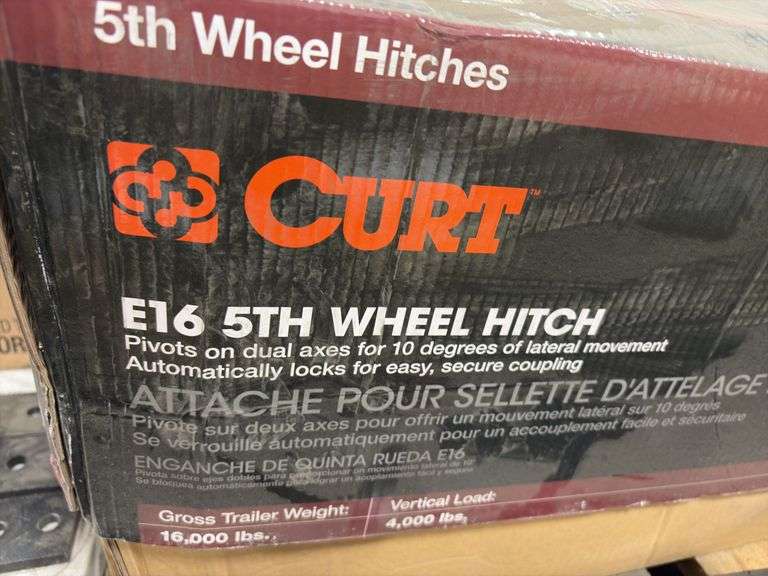 Curt E16 5th Wheel Hitch (Unused)