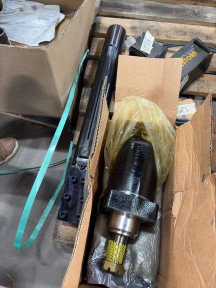 Vermeer Hydraulic Motor & Vermeer Drill Head (Unused)