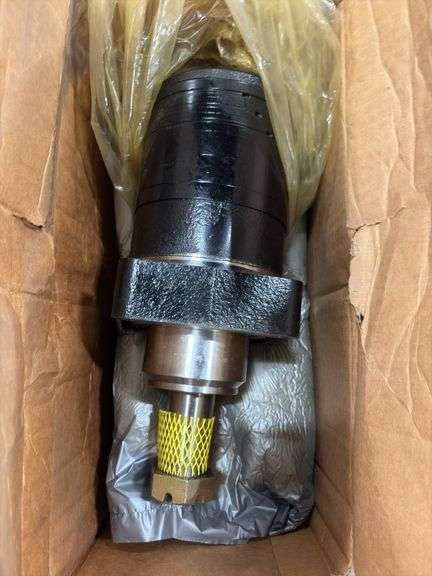 Vermeer Hydraulic Motor & Vermeer Drill Head (Unused)