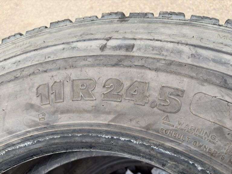 (4x) Tires (3 are 11R24.5 & 1 is 11R22.5)