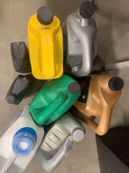 Containers of Motor Oil(Unopened)