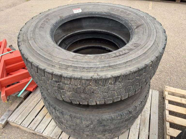 (4x) Tires (3 are 11R24.5 & 1 is 11R22.5)
