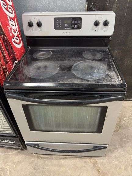 Frigidaire Electric Flat Top Stove