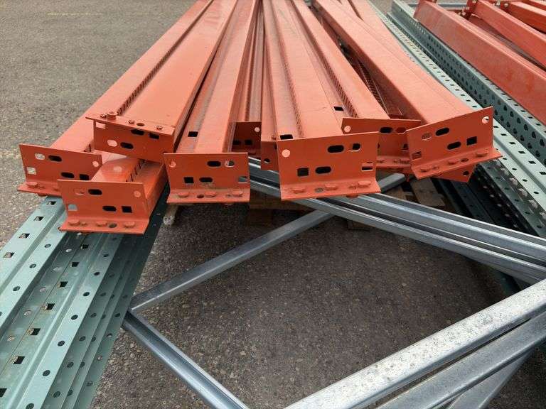 Pallet Racking (4x) 16'-Ends & (12x) 8'-Arms