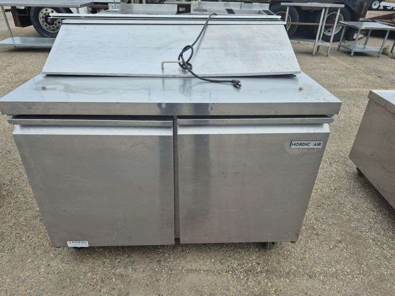 Commercial Refrigerated Sandwich Prep Table