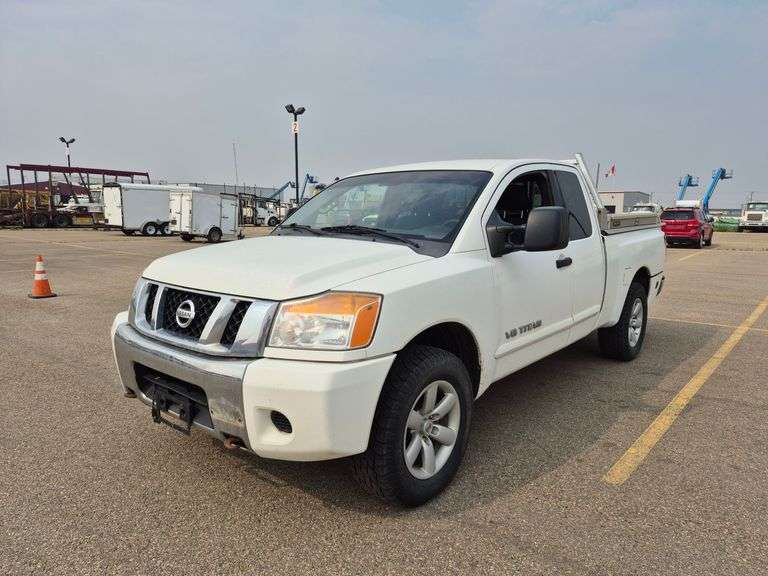 2012 Nissan Titan *OOP-BC* 2012  Nissan  Titan