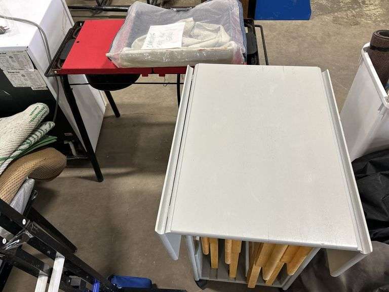 Propane Grill, Cast Iron Pan & TV Trays