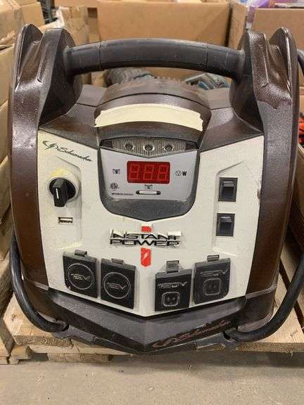 Schumacker Electric SJ1332 Battery Jump Starter & Portable Power Station