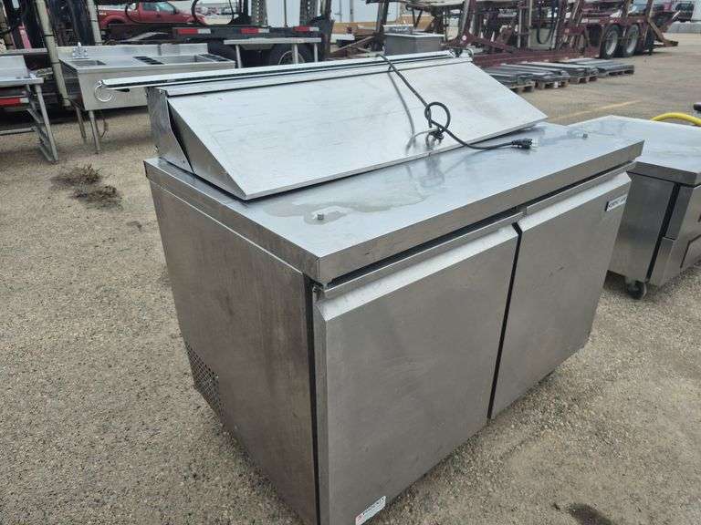 Commercial Refrigerated Sandwich Prep Table
