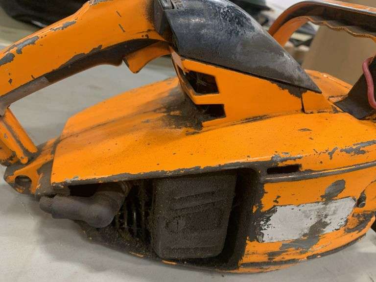 Frontier Automatic Chainsaw