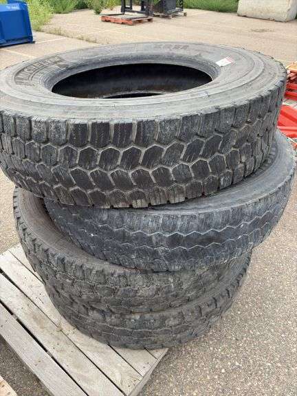 (4x) Tires (3 are 11R24.5 & 1 is 11R22.5)