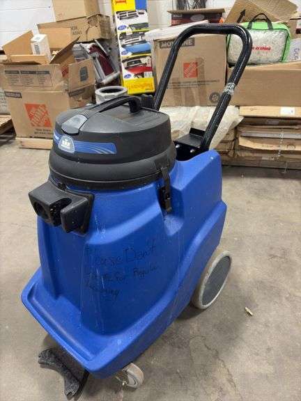 Windsor Recover Wet/Dry Vacuum (No Hoses or Cords)