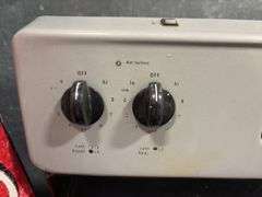 Frigidaire Electric Flat Top Stove