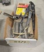 Upholstery hog ring plyers