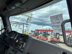 2006  FREIGHTLINER  M2