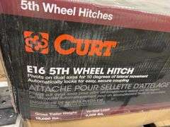 Curt E16 5th Wheel Hitch (Unused)