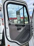 2006  FREIGHTLINER  M2