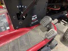 Craftsman DLT 2000 Ride-on Lawn Mower