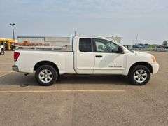 2012 Nissan Titan *OOP-BC* 2012  Nissan  Titan