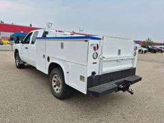 2012 Chevrolet 3500HD with Service Body *OOP-BC*