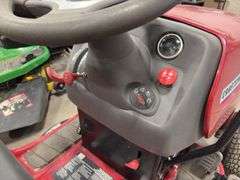 Craftsman DLT 2000 Ride-on Lawn Mower